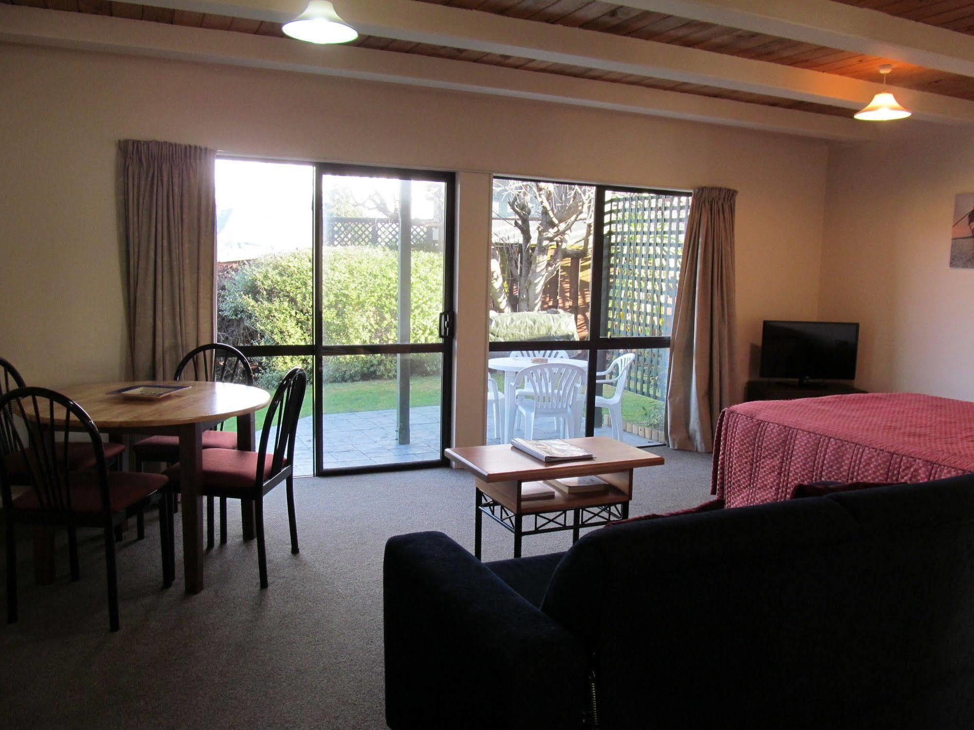 Wanaka Heights Motel Exterior foto